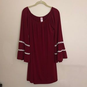 Women’s maroon bell sleeve tunic dress